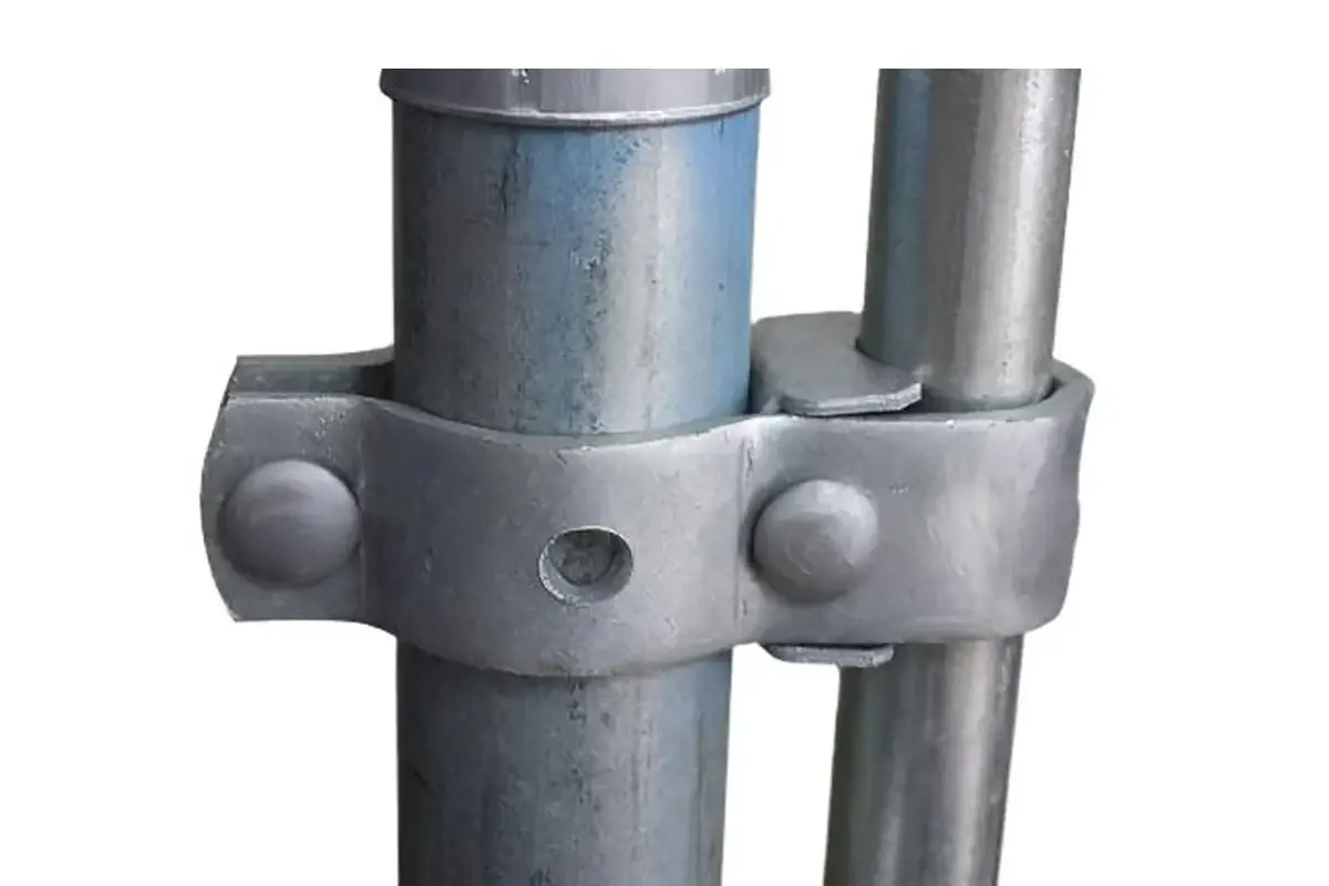 Two-part metal gate hinge fitted around a round post