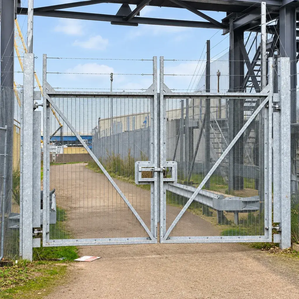 Galvanised double-leaf 358 mesh gate with diagonal braces